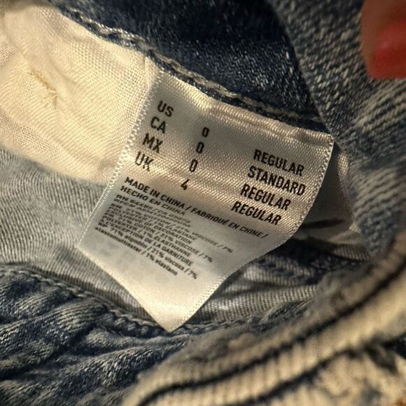 American Eagle size 0 distressed denim jean skirt stone wash - Picture 6 of 7